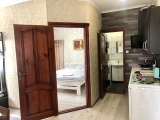 Дома для отпуска Коттеджи-люкс Скадовск Таунхаус с 2 спальнями-1